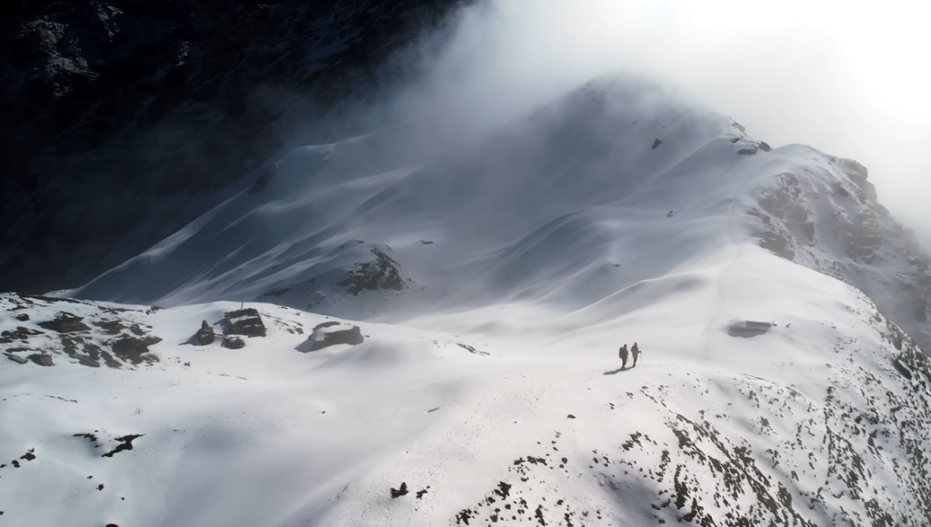 Mardi Himal Viewpoint / Base Camp (4,500 m), return to Low Camp