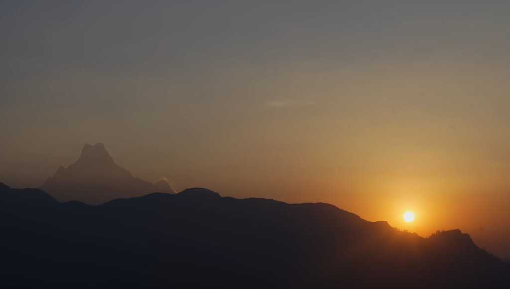 Poon Hill sunrise (3,210 m) and trek to Tadapani (2,630 m)