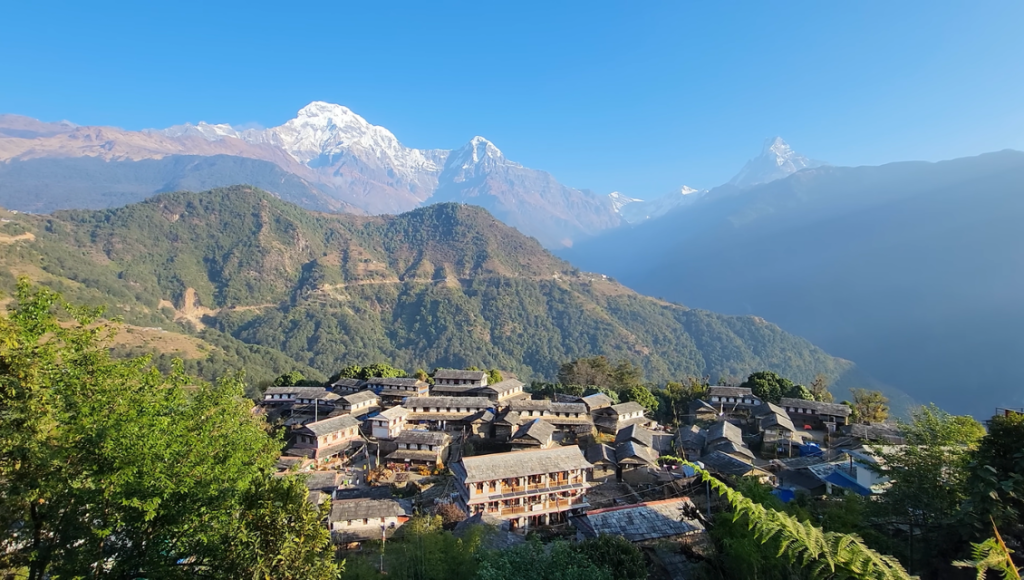 Trek to Ghandruk (1,940 m)